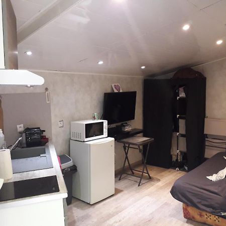 Chalet Type Studio De Charme Avec Jacuzzi Hostal Touet-de-l'Escarene Exterior foto